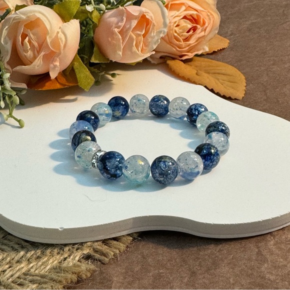 Ocean Mist Crackle Beaded Bracelet - Picture 4 of 5